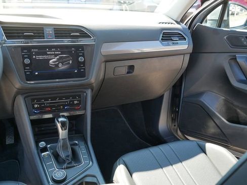 Certified 2023 Volkswagen Tiguan SE AWD/4WD image 23