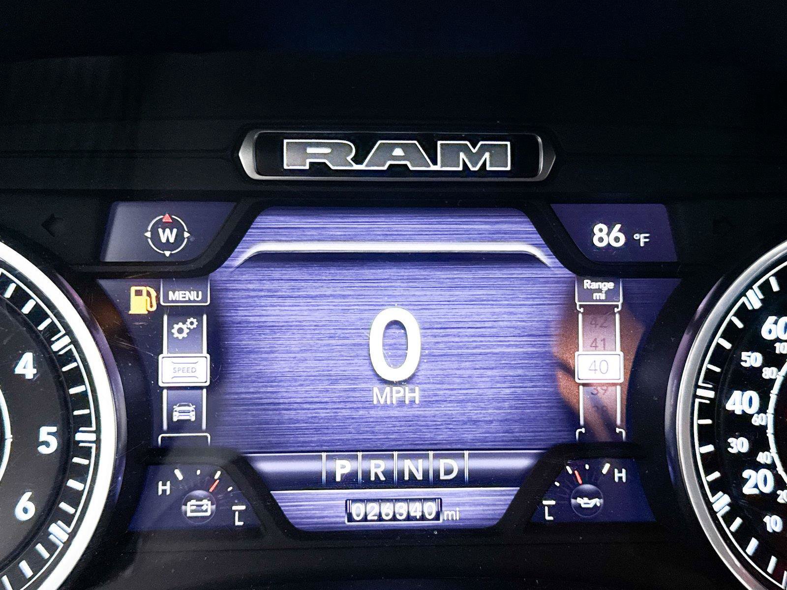 Used 2023 RAM 1500 Big Horn AWD/4WD image 32