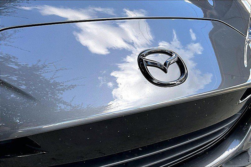 Used 2017 MAZDA MX-5 Miata RF Grand Touring RWD image 20