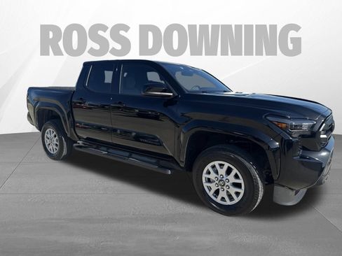 Used 2025 Toyota Tacoma SR5 RWD image 8
