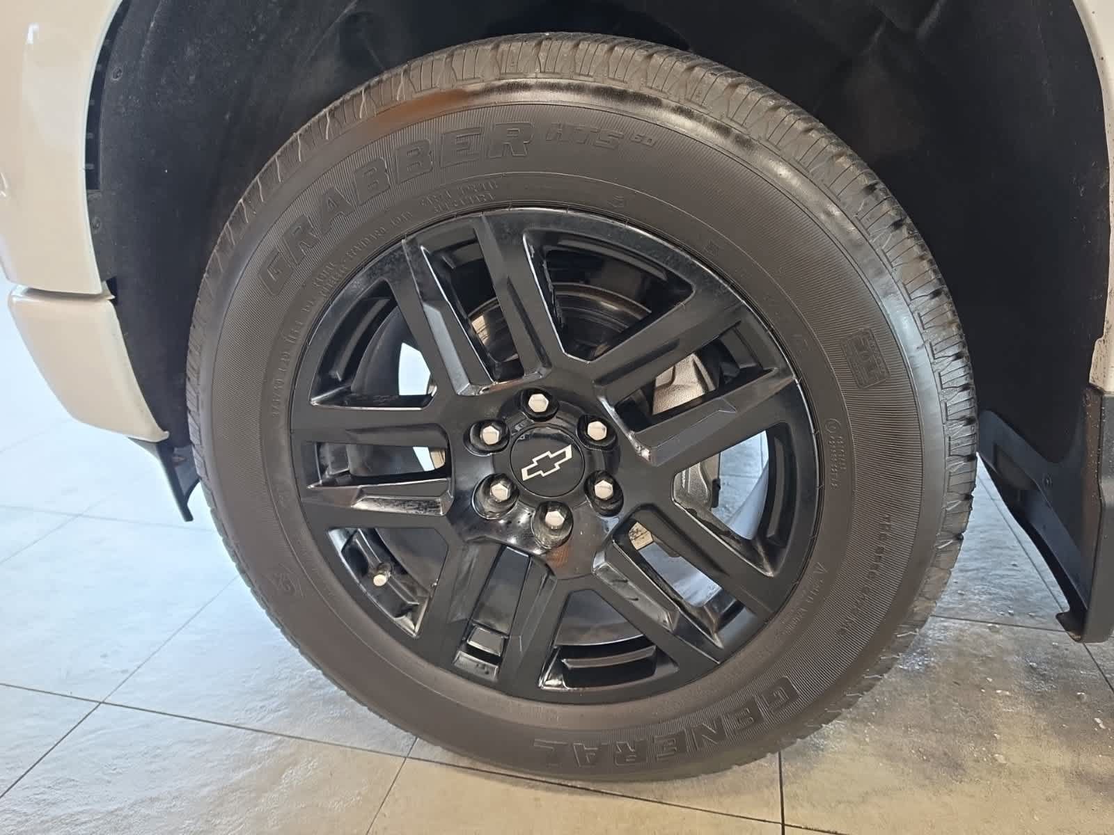 Used 2023 Chevrolet Silverado 1500 RST w/ Rally Edition AWD/4WD image 16
