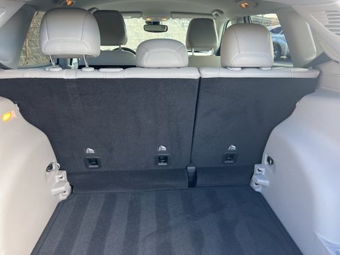 Used 2022 Jeep Compass Limited w/ Elite Group image 13