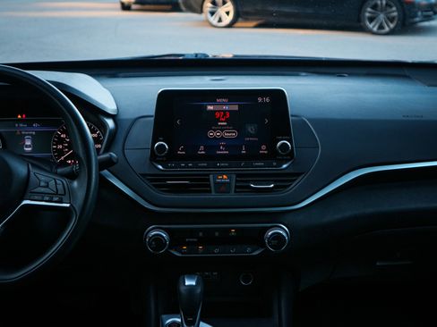 Used 2019 Nissan Altima 2.5 S image 28