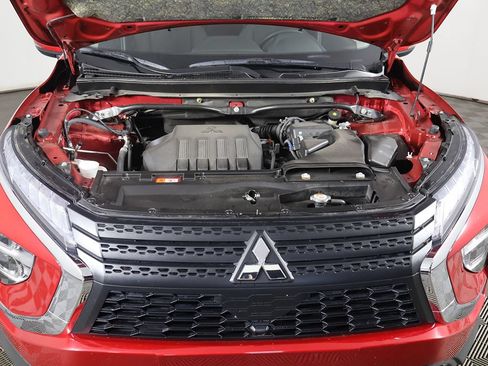 Used 2024 Mitsubishi Eclipse Cross ES AWD/4WD image 16