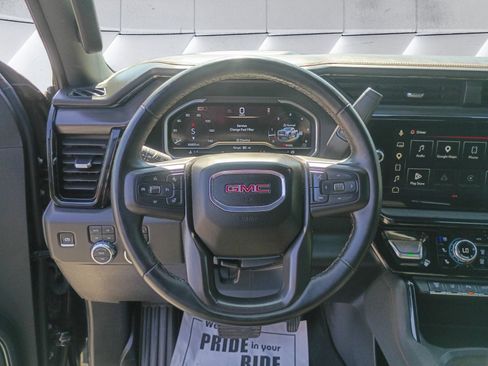 Used 2025 GMC Sierra 2500 AT4 AWD/4WD image 13