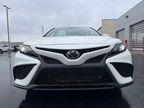 Certified 2024 Toyota Camry SE image 2