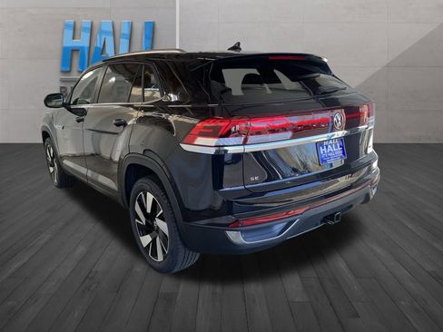 New 2026 Volkswagen Atlas Cross Sport SE image 3