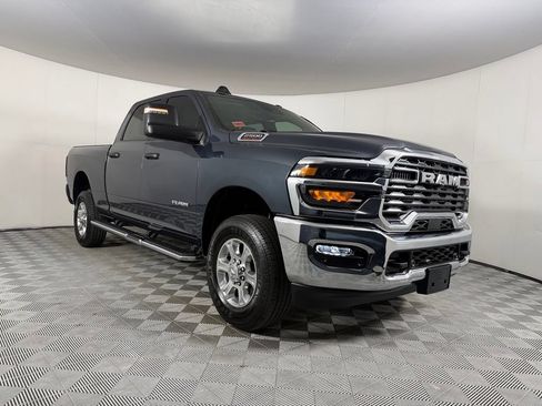 Used 2026 RAM 2500 Big Horn AWD/4WD image 5