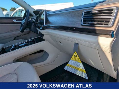 New 2025 Volkswagen Atlas SEL Premium R-Line AWD/4WD image 19
