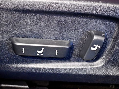 Used 2017 Lexus IS 300 F Sport w/ F Sport Package image 17