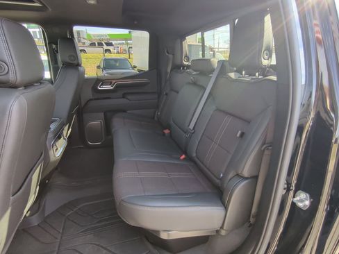 Used 2024 Chevrolet Silverado 1500 High Country image 26