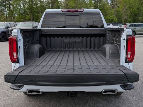New 2026 GMC Sierra 1500 Denali w/ Technology Package AWD/4WD image 11
