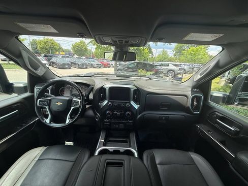 Used 2021 Chevrolet Silverado 3500 LTZ w/ LTZ Plus Package AWD/4WD image 30