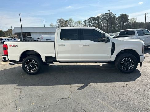 Used 2026 Ford F250 Platinum image 5