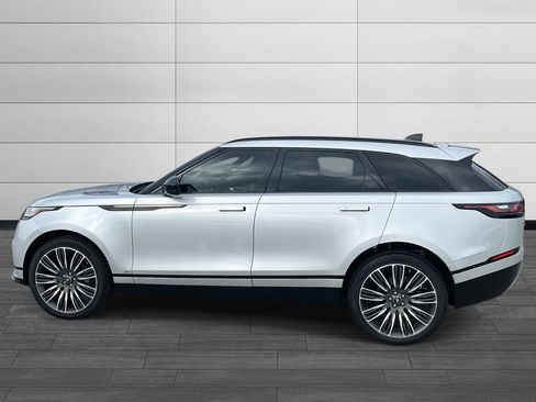 Used 2019 Land Rover Range Rover Velar R-Dynamic SE image 2