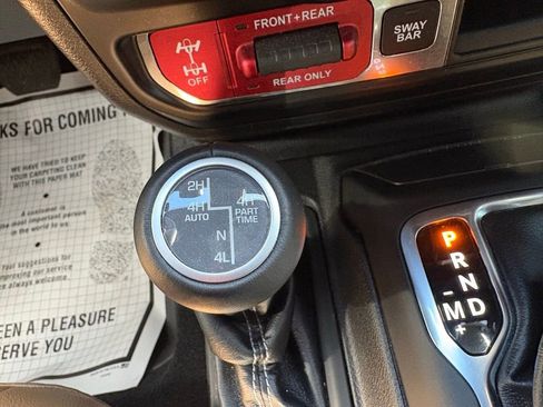 Used 2022 Jeep Wrangler Unlimited Rubicon 4xe w/ Dual Top Group image 35