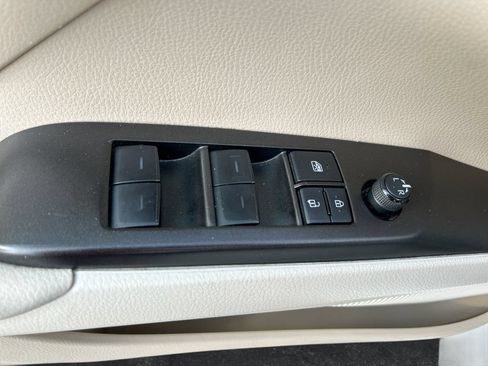 Used 2024 Toyota Camry LE FWD image 13
