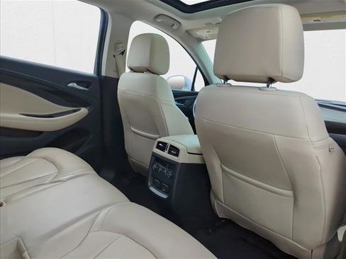 Used 2019 Buick Envision Essence image 23