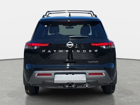 New 2026 Nissan Pathfinder Platinum image 6