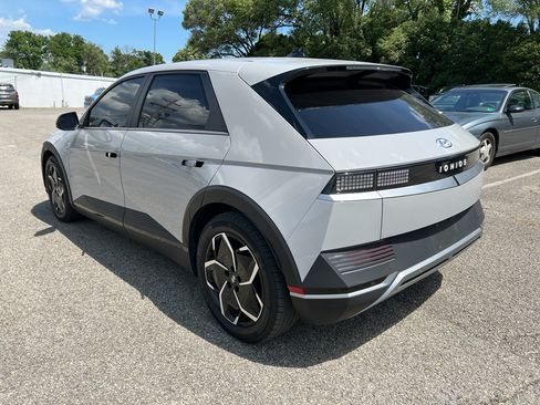 Used 2023 Hyundai Ioniq 5 SEL RWD image 4