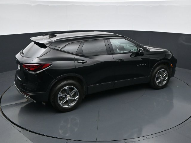 Used 2024 Chevrolet Blazer LT w/ Convenience Package FWD image 32