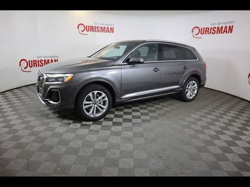 Used 2025 Audi Q7 3.0T Premium Plus AWD/4WD image 5