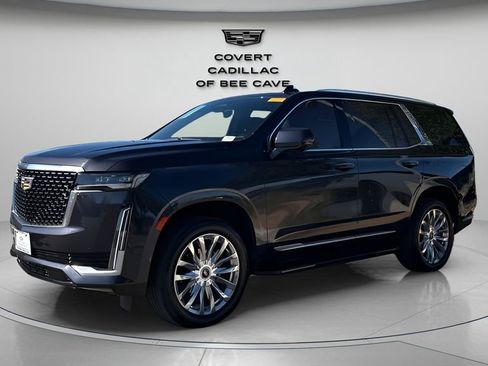 Certified 2024 Cadillac Escalade Premium Luxury image 3