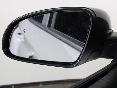 Used 2022 Hyundai Kona N Line image 37