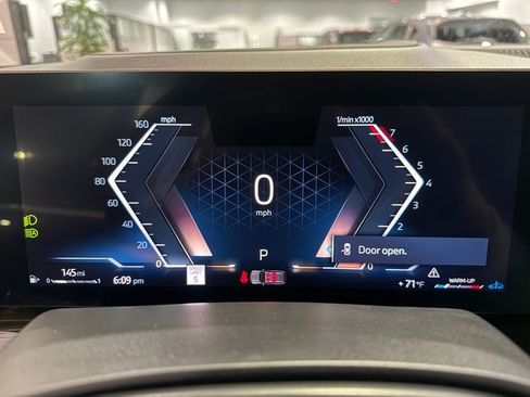 Used 2024 BMW X7 xDrive40i image 20