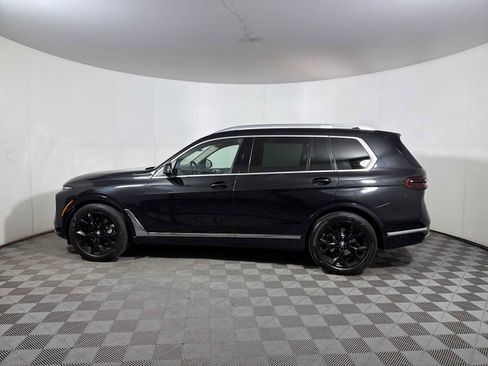 Used 2023 BMW X7 xDrive40i w/ Executive Package image 4