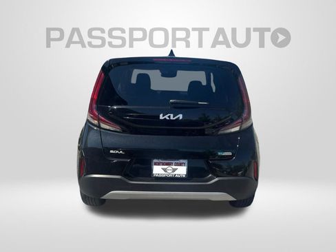 Used 2025 Kia Soul EX FWD image 7
