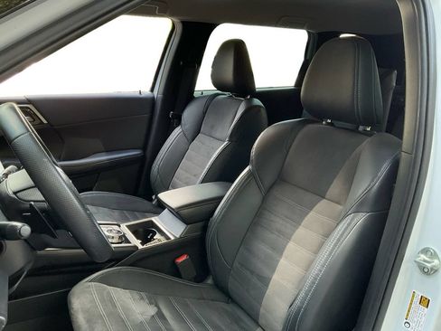Used 2023 Mitsubishi Outlander SE FWD image 26