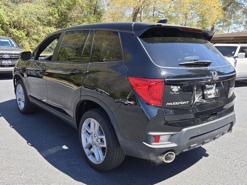 Used 2025 Honda Passport EX-L image 12