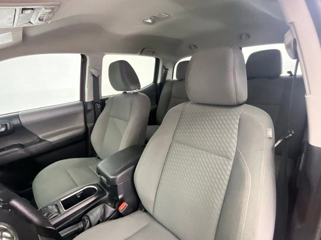 Used 2021 Toyota Tacoma SR AWD/4WD image 5