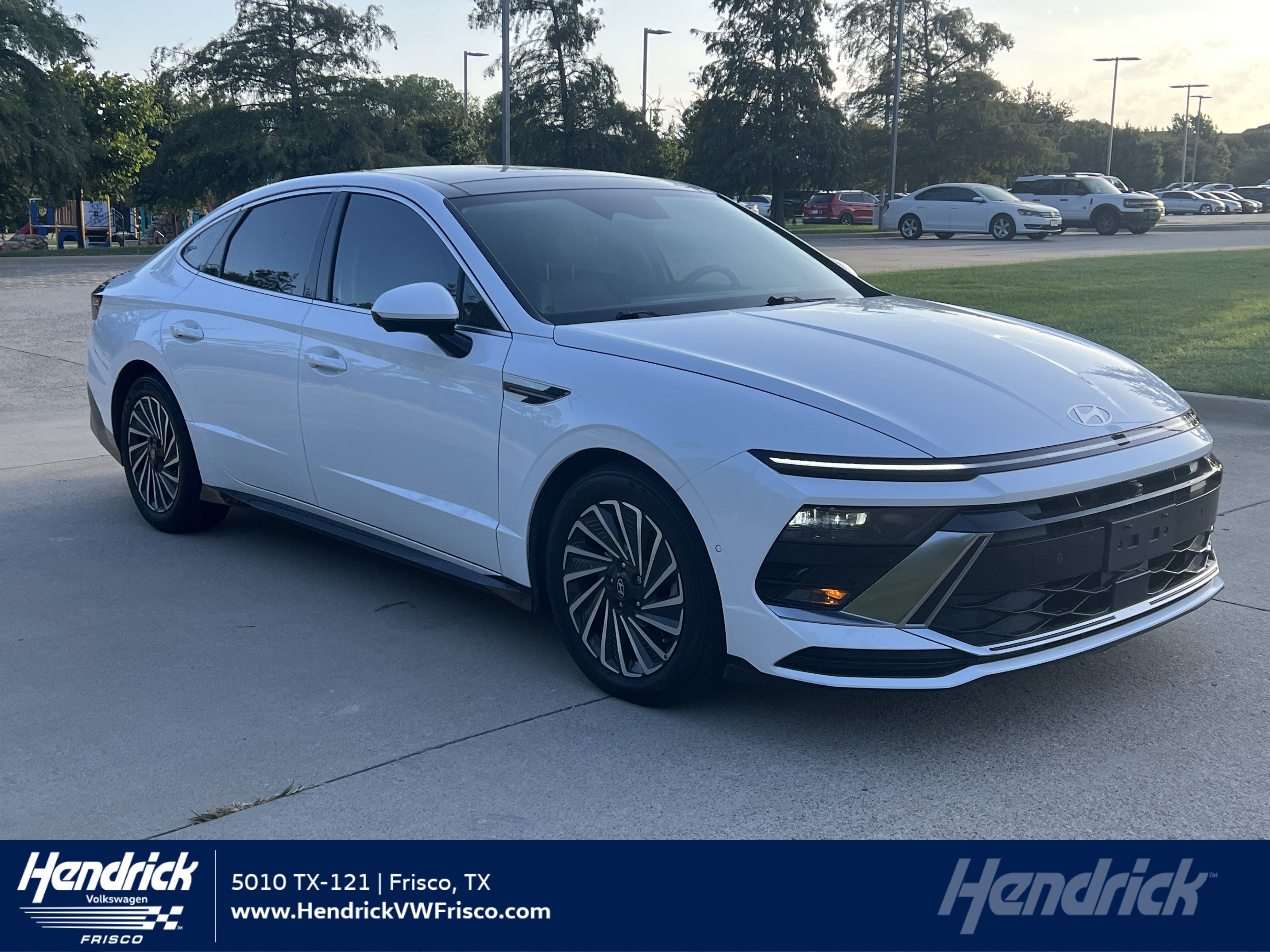 Used 2024 Hyundai Sonata Limited FWD image 1
