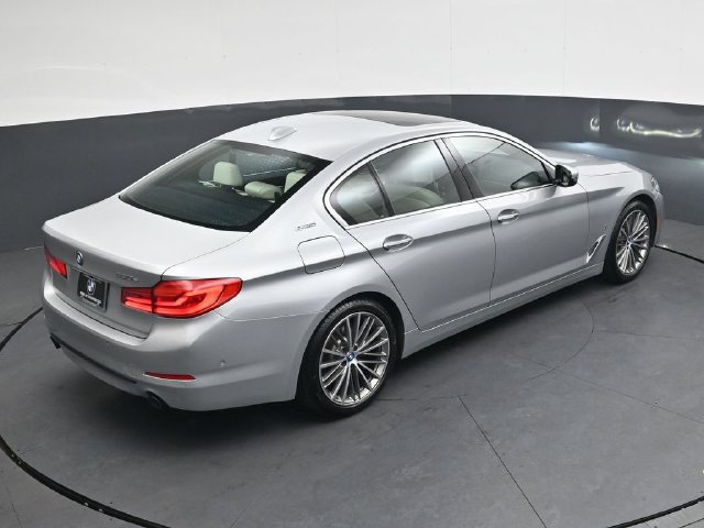 Used 2018 BMW 530e RWD image 24