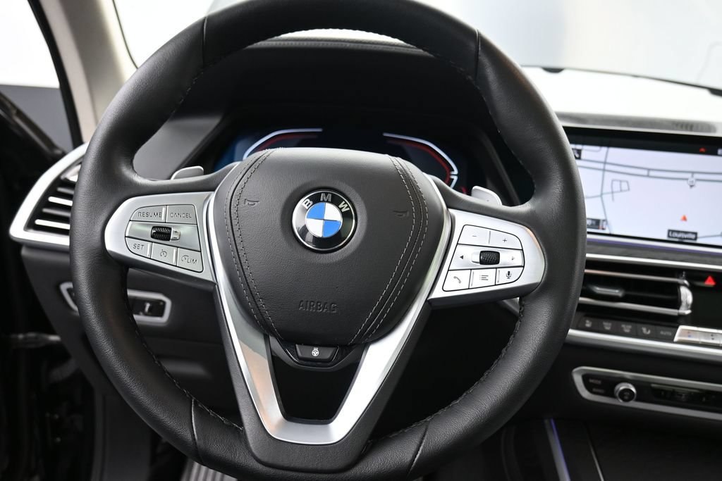 Used 2022 BMW X7 xDrive40i w/ Executive Package AWD/4WD image 11