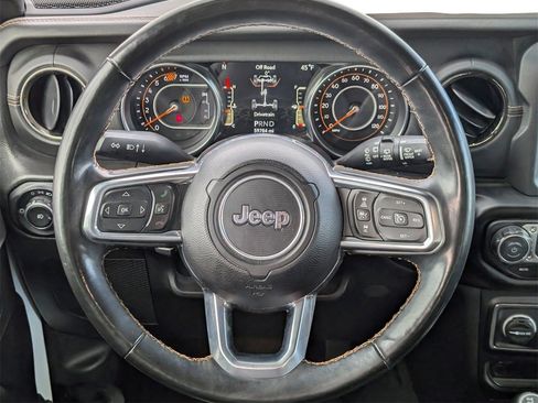 Used 2022 Jeep Wrangler Unlimited Sahara image 10
