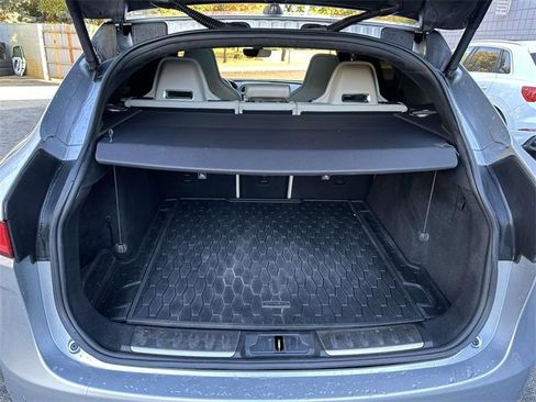 Used 2020 Jaguar F-PACE SVR image 13