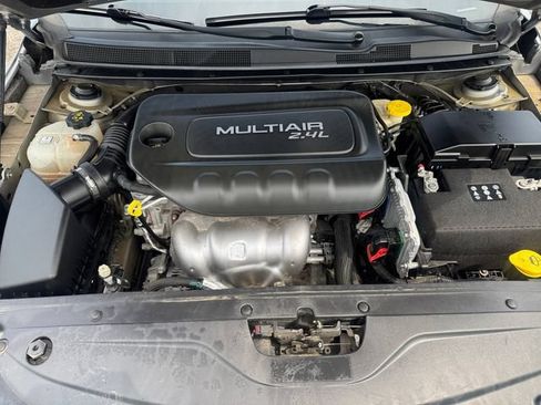 Used 2015 Chrysler 200 Limited w/ Convenience Group FWD image 20