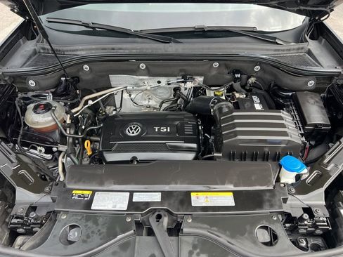 Used 2022 Volkswagen Atlas Cross Sport SE image 12
