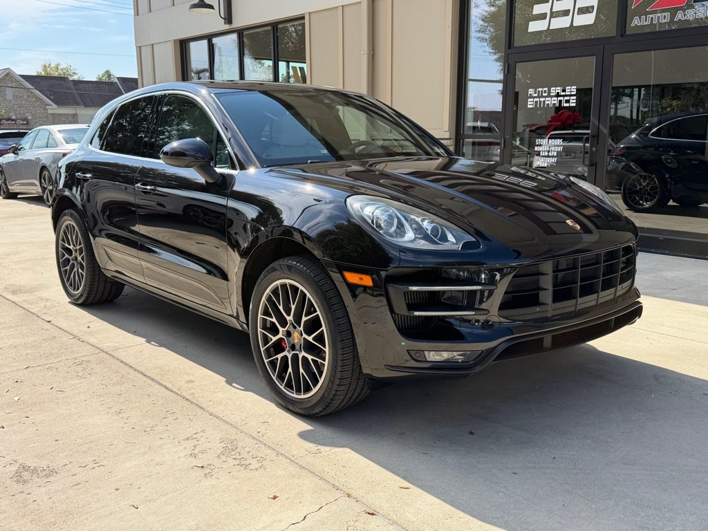 Used 2016 Porsche Macan Turbo AWD/4WD image 3