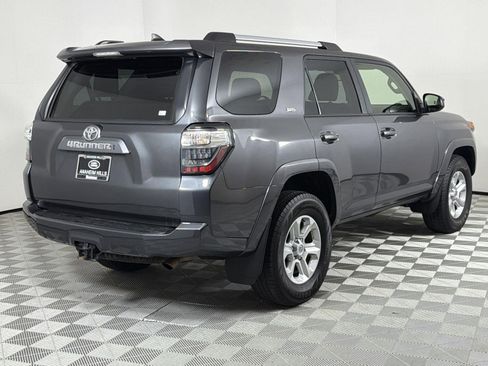 Used 2023 Toyota 4Runner SR5 image 5