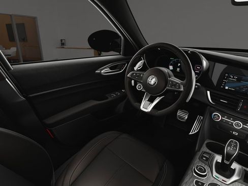 New 2025 Alfa Romeo Giulia image 20