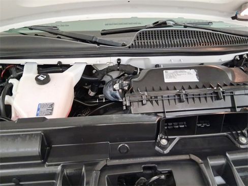 Used 2022 Chevrolet Express 3500 LT w/ LT Preferred Equipment Group image 11