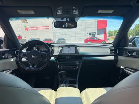 Used 2018 Kia Optima SX w/ Technology Package FWD image 34