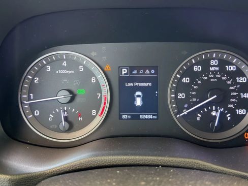 Used 2017 Hyundai Tucson SE w/ SE Popular Package 02 FWD image 9