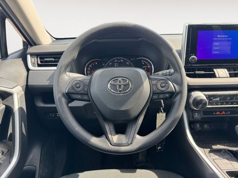 Certified 2023 Toyota RAV4 LE AWD/4WD image 16