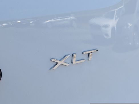 Used 2025 Ford Transit 350 XLT RWD image 10