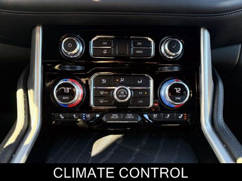 Used 2021 GMC Yukon XL Denali image 21